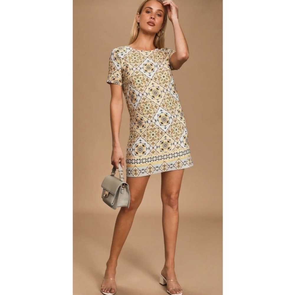 Lulus Dandy Lion Yellow Print Mini Shift Dress